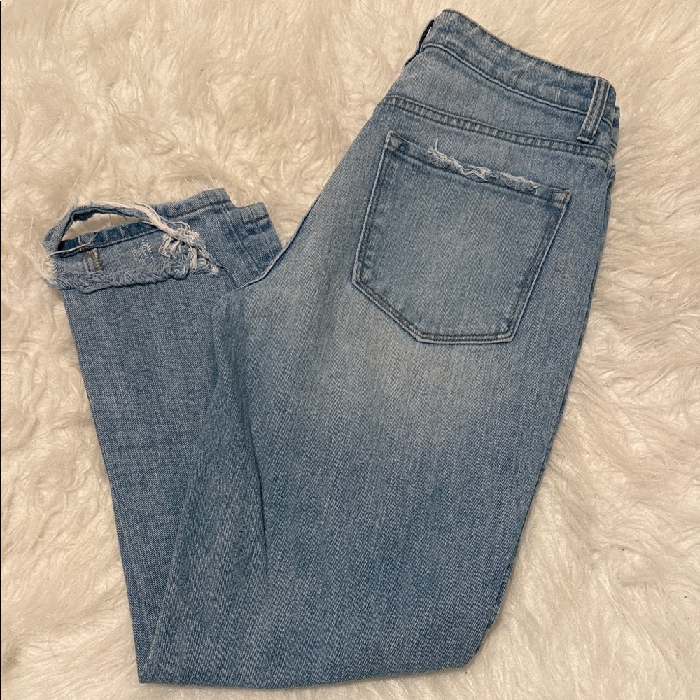 Stylish Light Blue Boyfriend Jeans